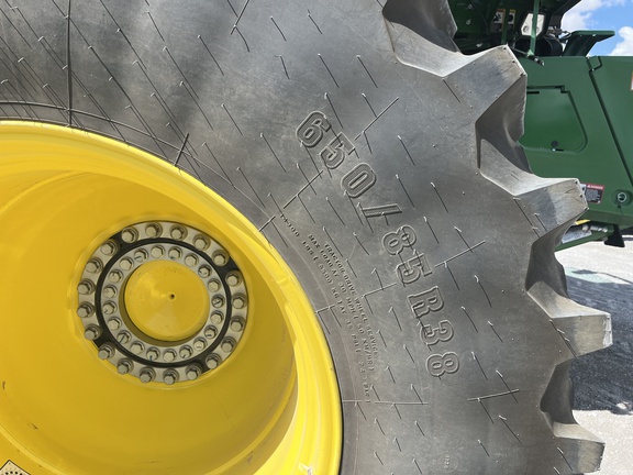 2024 John Deere X9 1000 Combine