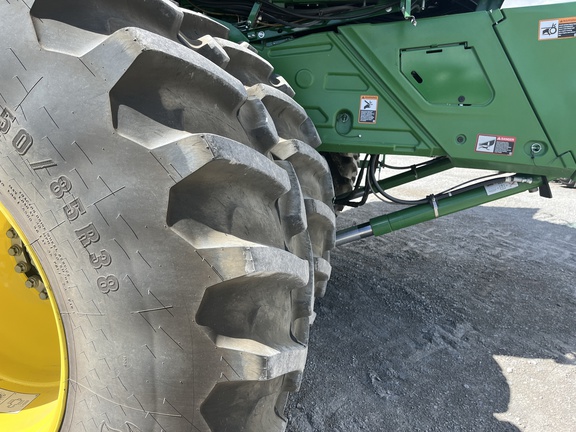 2024 John Deere X9 1000 Combine