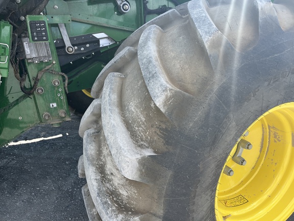 2024 John Deere X9 1000 Combine