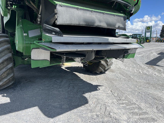 2024 John Deere X9 1000 Combine