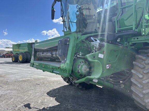 2024 John Deere X9 1000 Combine