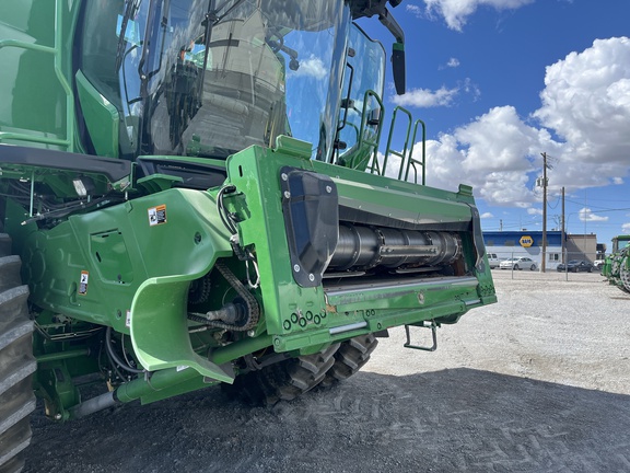 2024 John Deere X9 1000 Combine