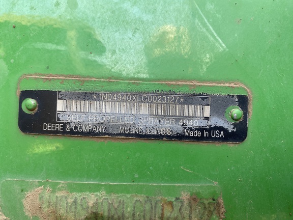 2013 John Deere 4940 Sprayer/High Clearance