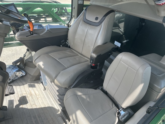 2022 John Deere 410R Sprayer/High Clearance