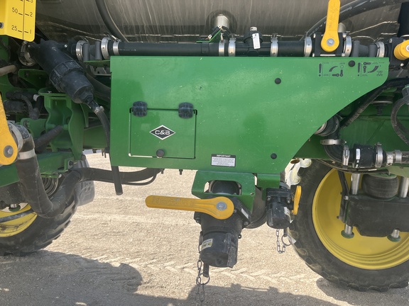 2022 John Deere 410R Sprayer/High Clearance