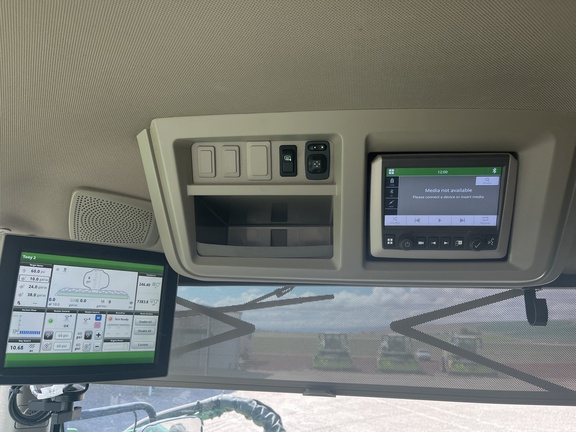 2022 John Deere 410R Sprayer/High Clearance