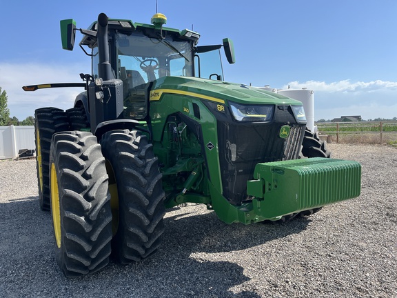 2022 John Deere 8R 340 Tractor