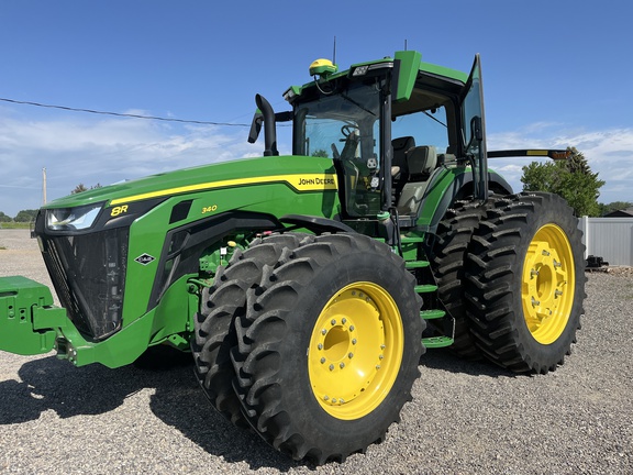 2022 John Deere 8R 340 Tractor
