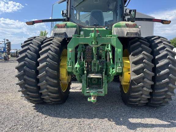 2022 John Deere 8R 340 Tractor