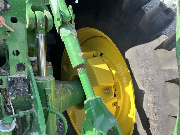 2022 John Deere 8R 340 Tractor