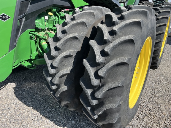 2022 John Deere 8R 340 Tractor