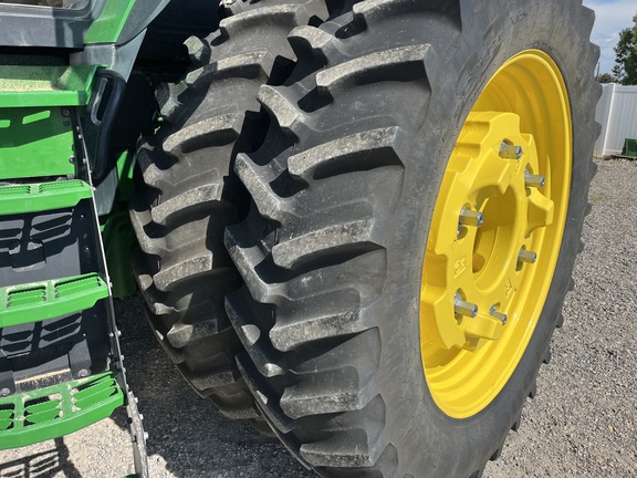 2022 John Deere 8R 340 Tractor