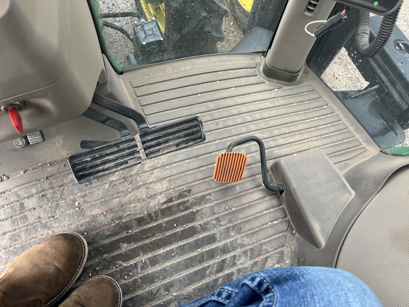 2013 John Deere 8285R Tractor