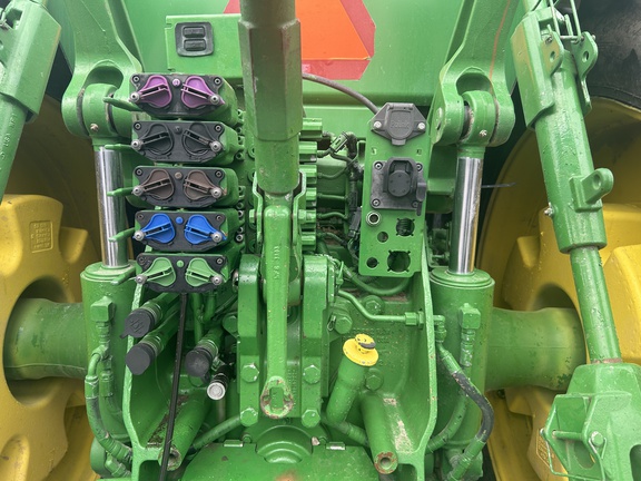 2013 John Deere 8285R Tractor