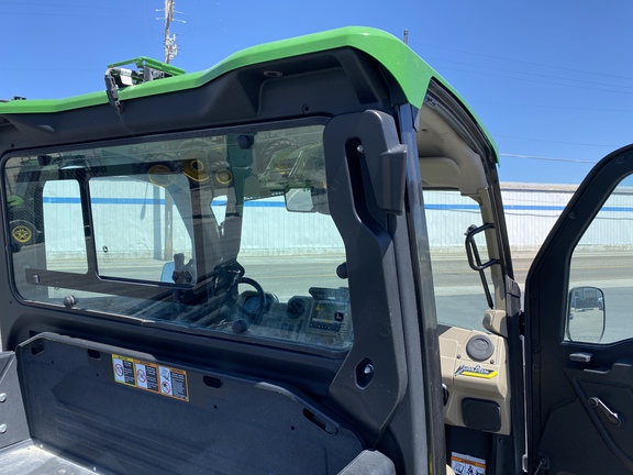 2024 John Deere XUV 835R ATV