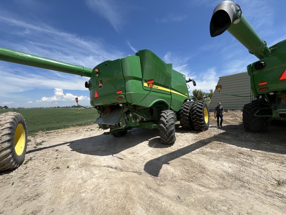 2020 John Deere S780 Combine