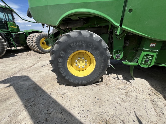 2020 John Deere S780 Combine