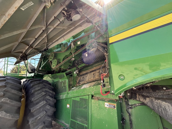 2020 John Deere S780 Combine