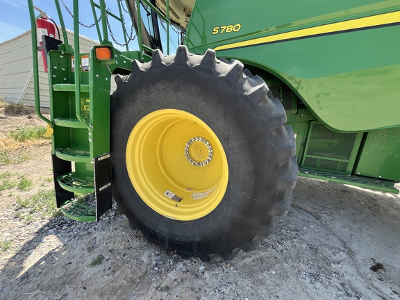 2020 John Deere S780 Combine
