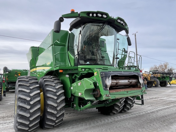 2020 John Deere S780 Combine