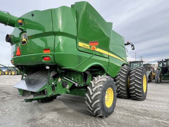 2020 John Deere S780 Combine