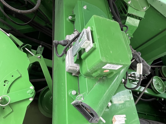 2020 John Deere S780 Combine