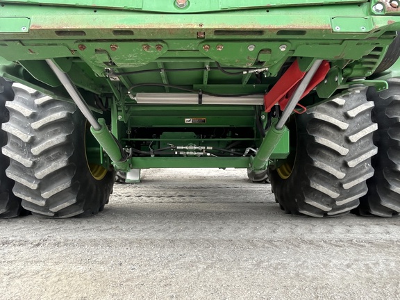 2020 John Deere S780 Combine