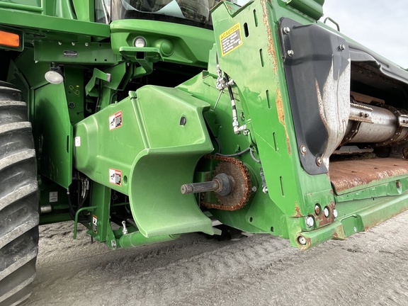 2020 John Deere S780 Combine