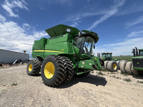 2021 John Deere S780 Combine