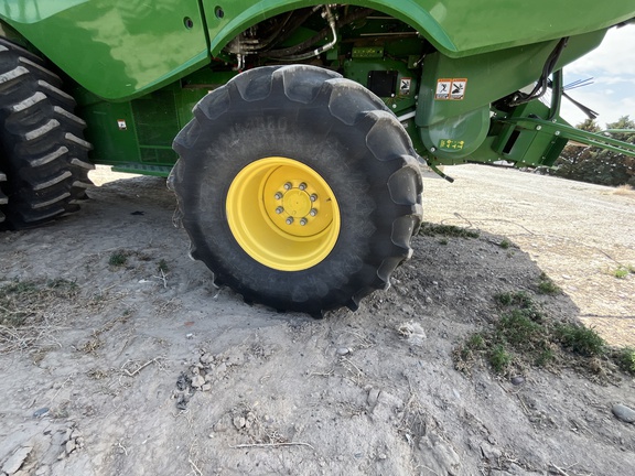 2021 John Deere S780 Combine