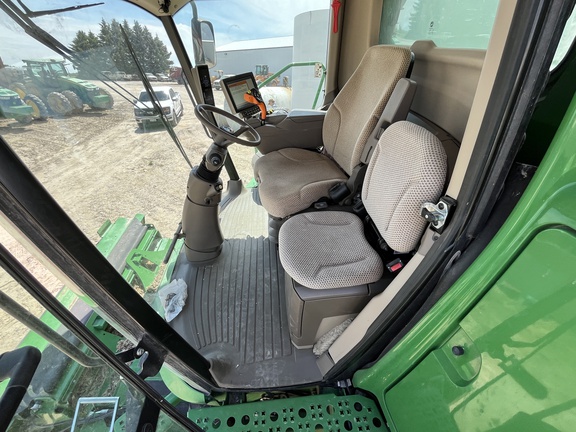 2021 John Deere S780 Combine