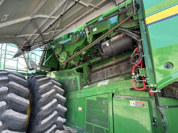 2021 John Deere S780 Combine