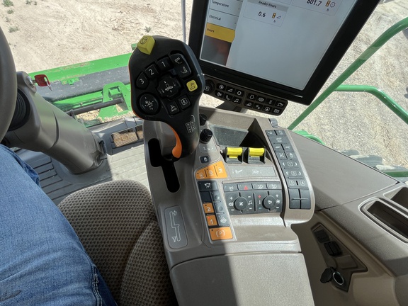 2021 John Deere S780 Combine