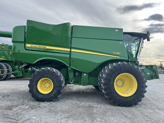 2021 John Deere S780 Combine