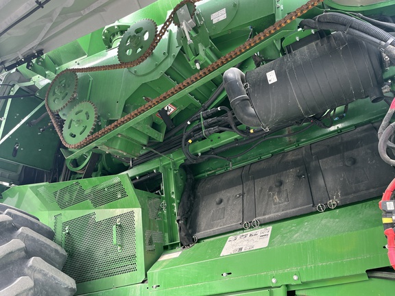 2021 John Deere S780 Combine