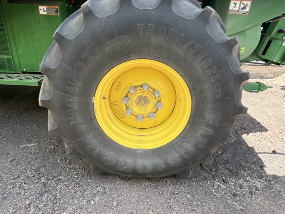 2020 John Deere S780 Combine