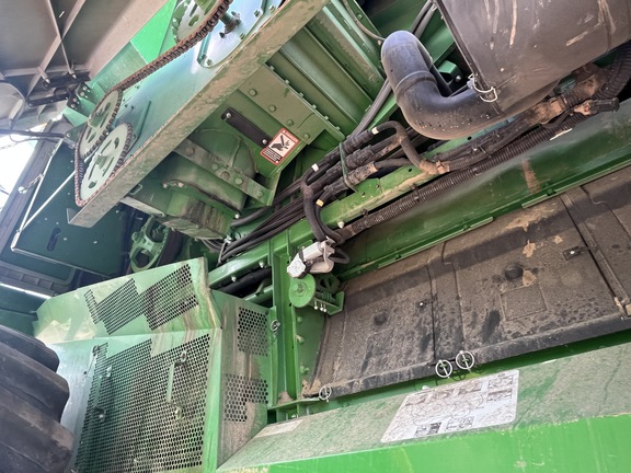 2020 John Deere S780 Combine