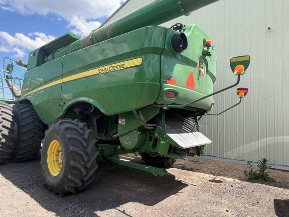 2020 John Deere S780 Combine