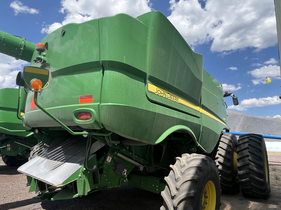 2020 John Deere S780 Combine