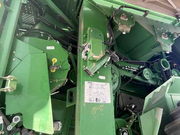 2020 John Deere S780 Combine