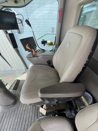 2020 John Deere S780 Combine