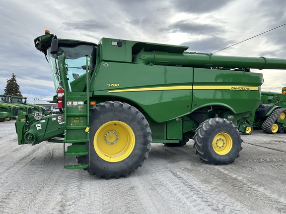 2020 John Deere S780 Combine