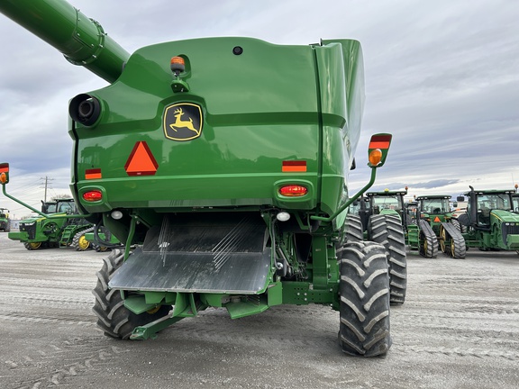 2020 John Deere S780 Combine