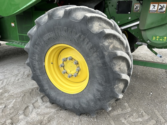 2020 John Deere S780 Combine