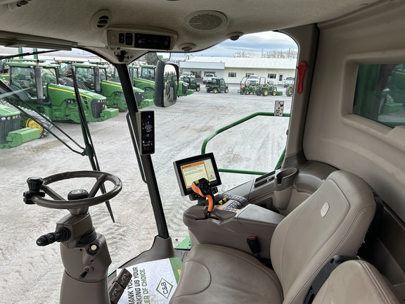 2020 John Deere S780 Combine