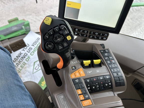 2020 John Deere S780 Combine