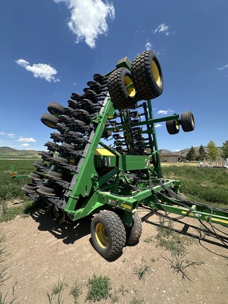 2013 John Deere 1990 Air Seeder