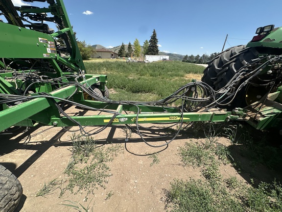 2013 John Deere 1990 Air Seeder