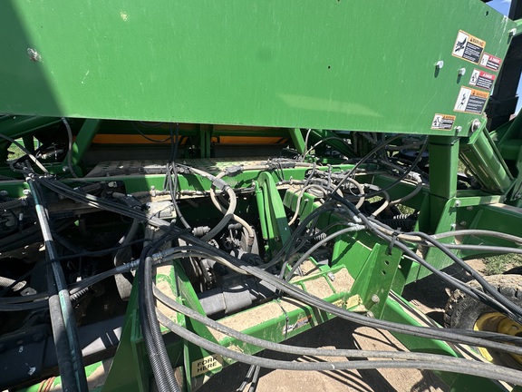 2013 John Deere 1990 Air Seeder