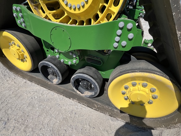 2024 John Deere 9RX 590 Tractor Rubber Track
